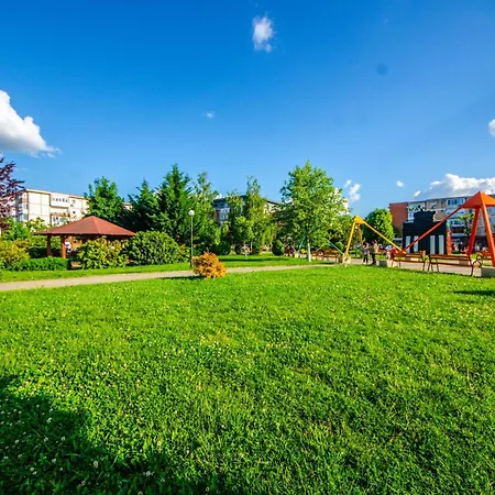 Royal Green Apartment Arad Exterior foto